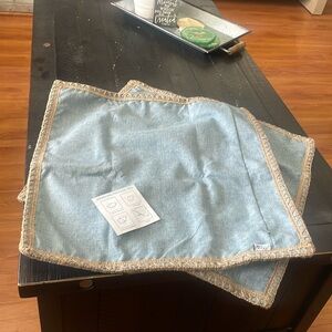 2 pillow case covers